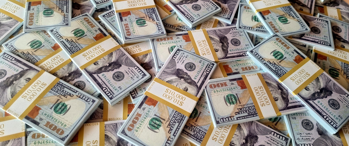 Dirty Money sculpture